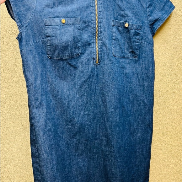 Anne Klein - Picture 5 of 6